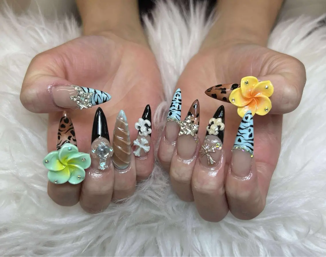 ネイル ハンドネイル ANH NAIL ゴテゴテ専門店💎のネイルデザイン