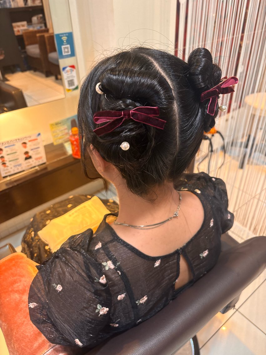 ミディアム ヘアアレンジ ヘア&メイク💄 TAIKIのヘアスタイル