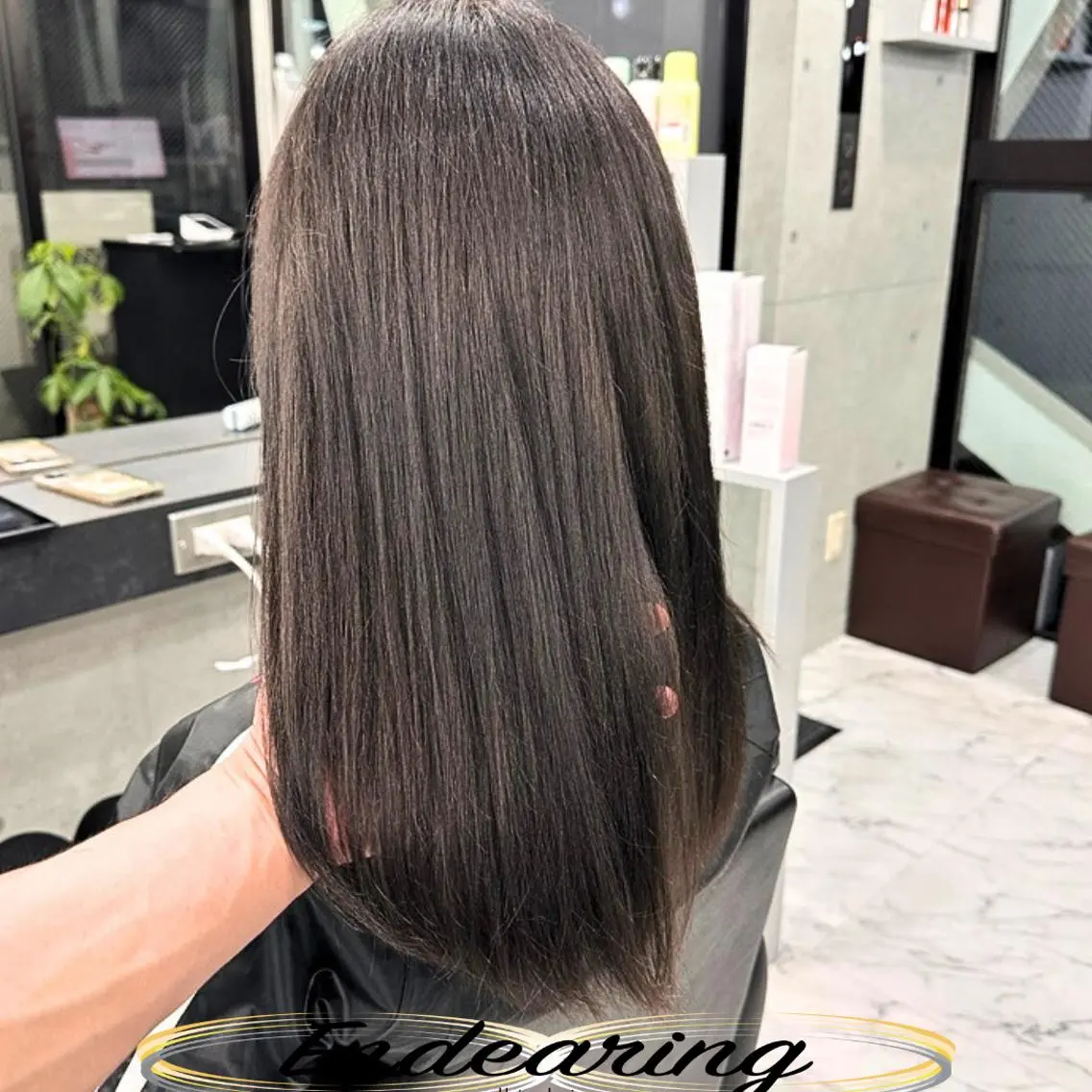 カラー ケアカラー 透明感カラー ダークグレー カット ヘアカラー Endearing 銀座/レイヤーカットのヘアスタイル