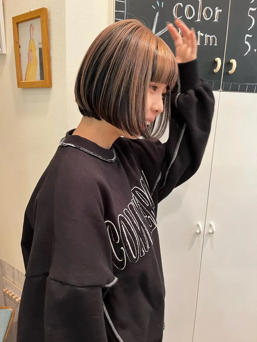 ショート カラー カット ヘアカラー ハイトーン/ショート 村上淳乃🐥のヘアスタイル