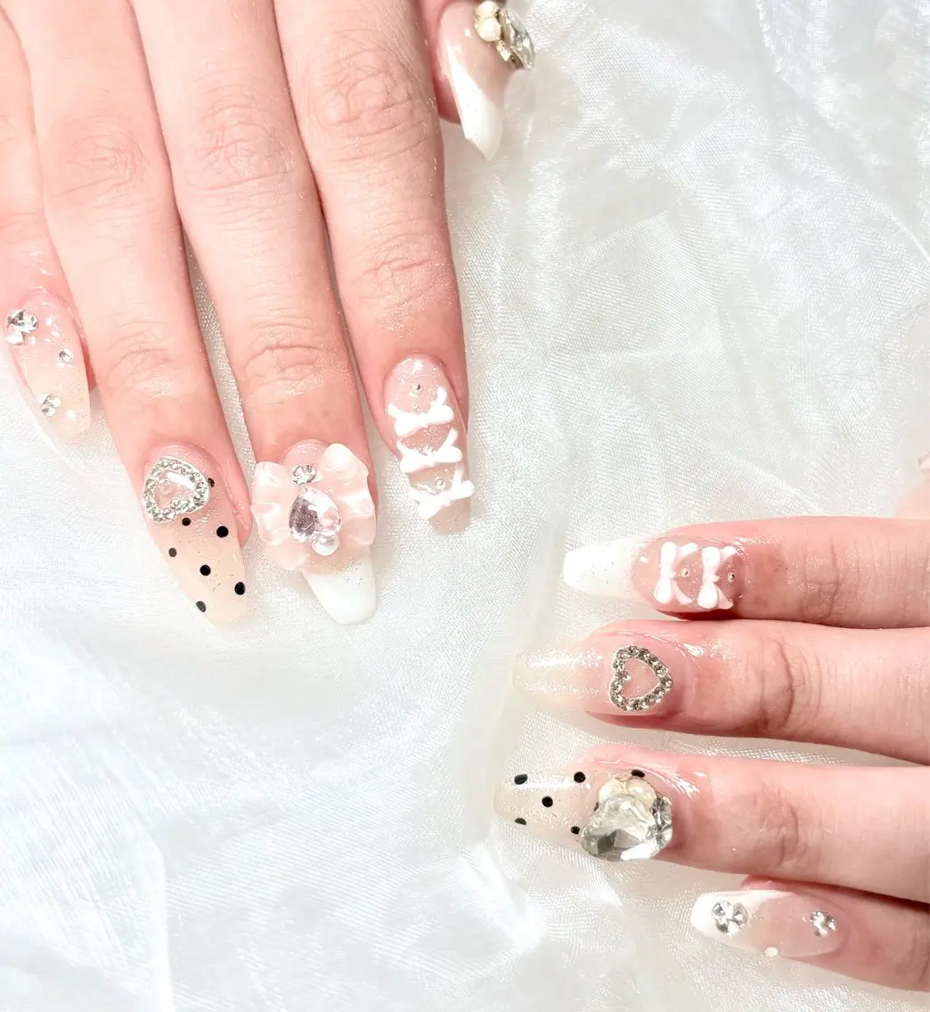 ネイル 🌙🫧CHARME (RUKA)🦋🫧のネイルデザイン