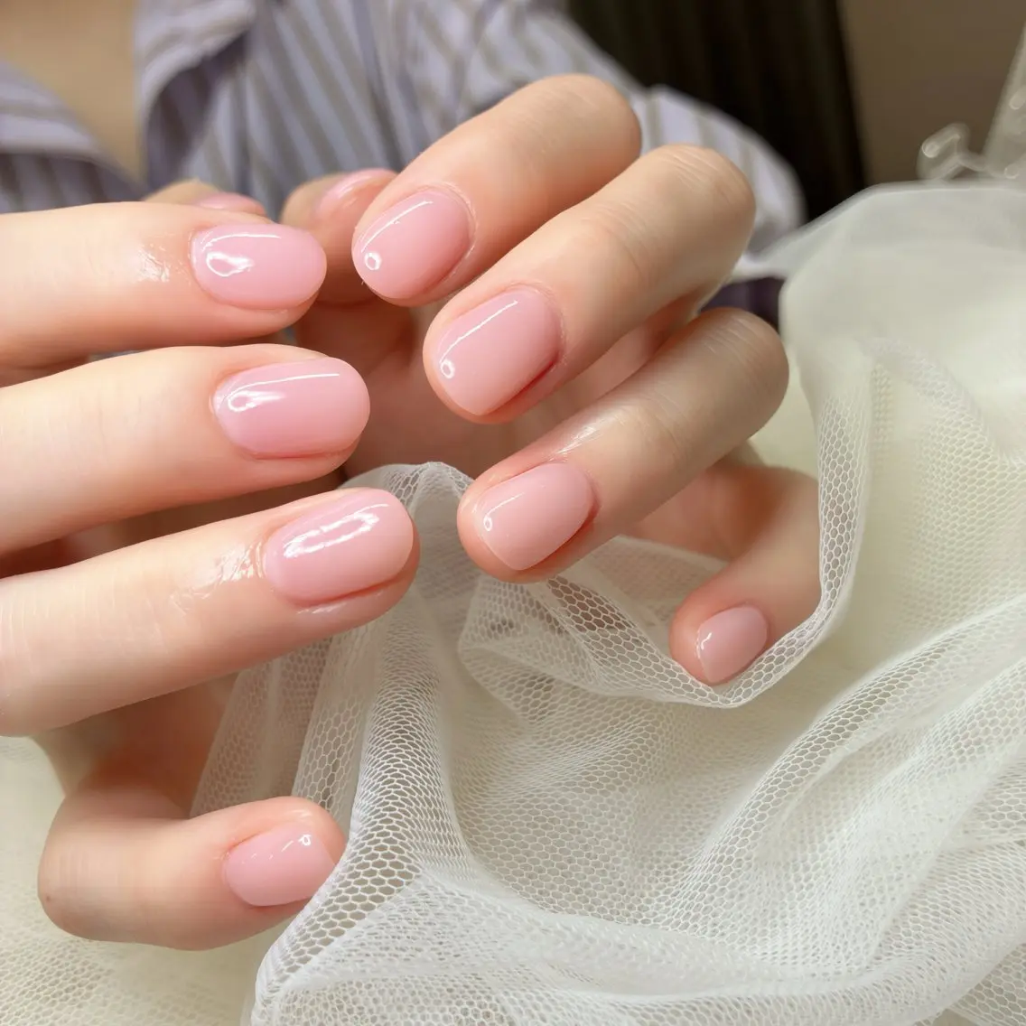 ネイル オフィスネイル ワンカラーネイル シンプルネイル momoka. /期間限定モデル募集のネイルデザイン