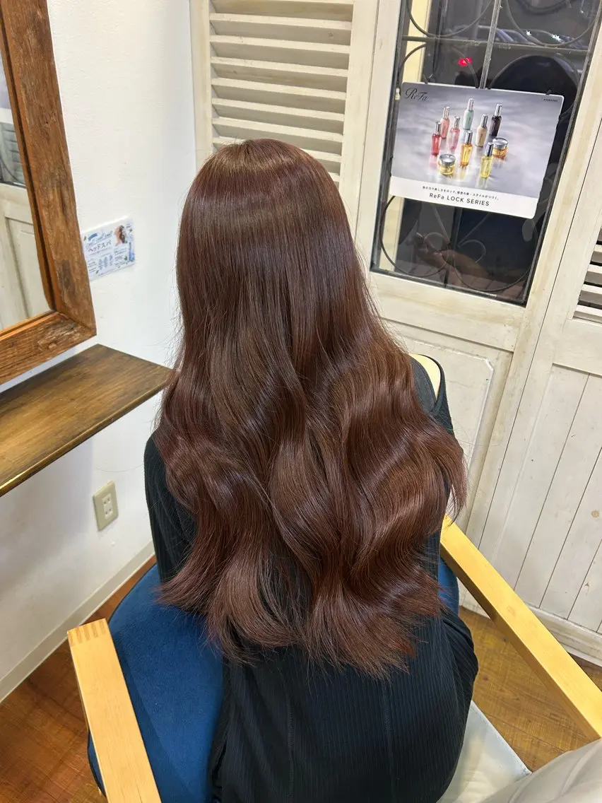 ロング ヘアカラー トリートメント 改瀬 由衣のヘアスタイル