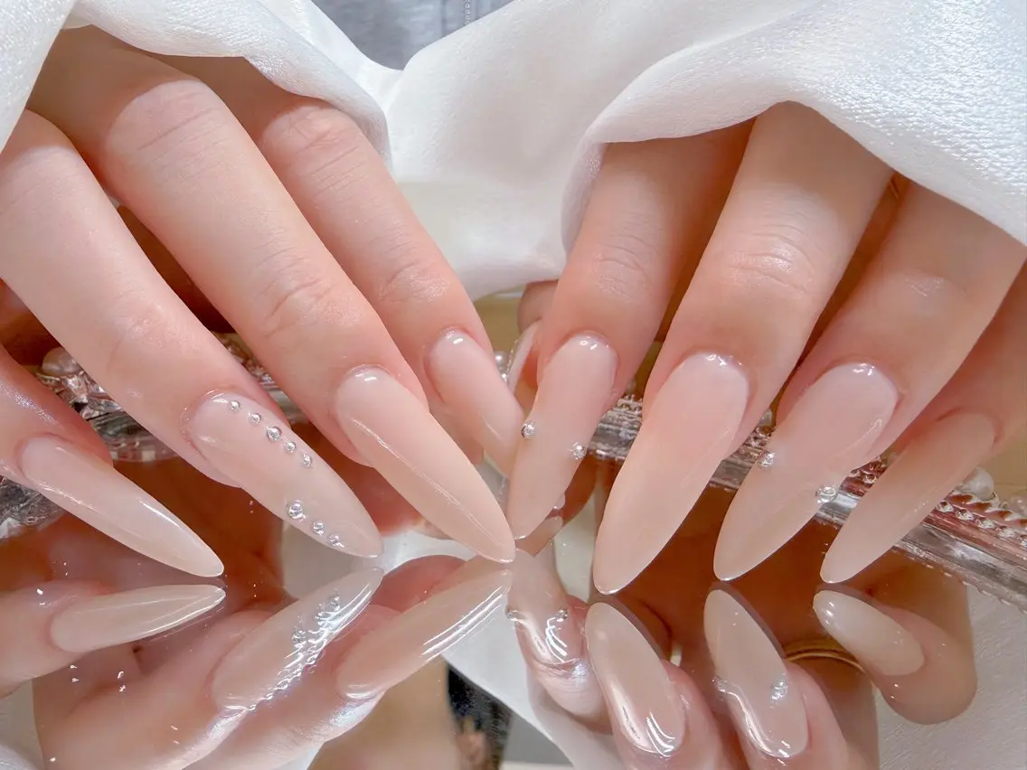 ネイル ハンドネイル IZUMI YUKIのネイルデザイン