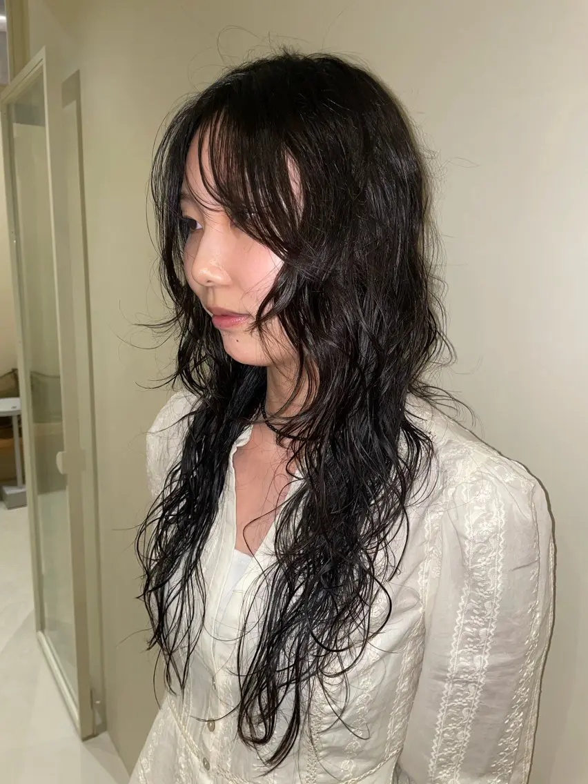 パーマ 菰口 美優のヘアスタイル