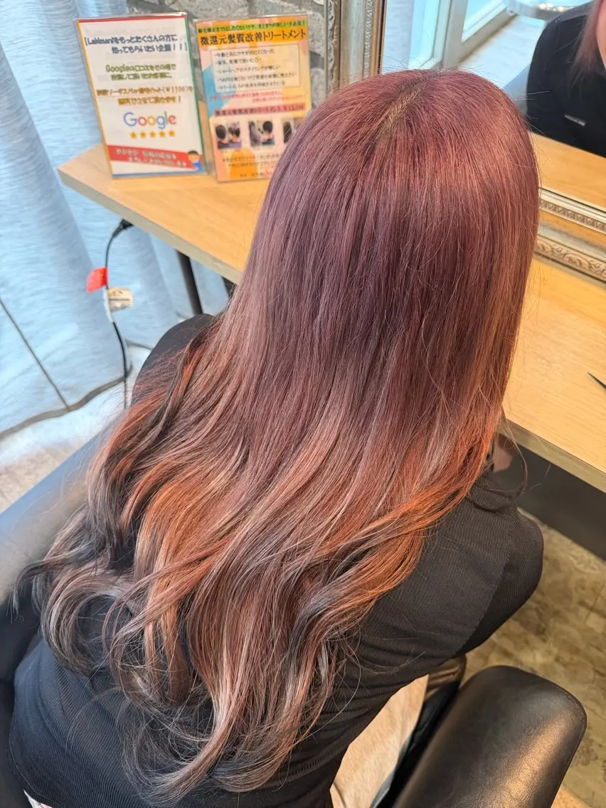 ロング カラー ヘアカラー 畑内 花凛のヘアスタイル