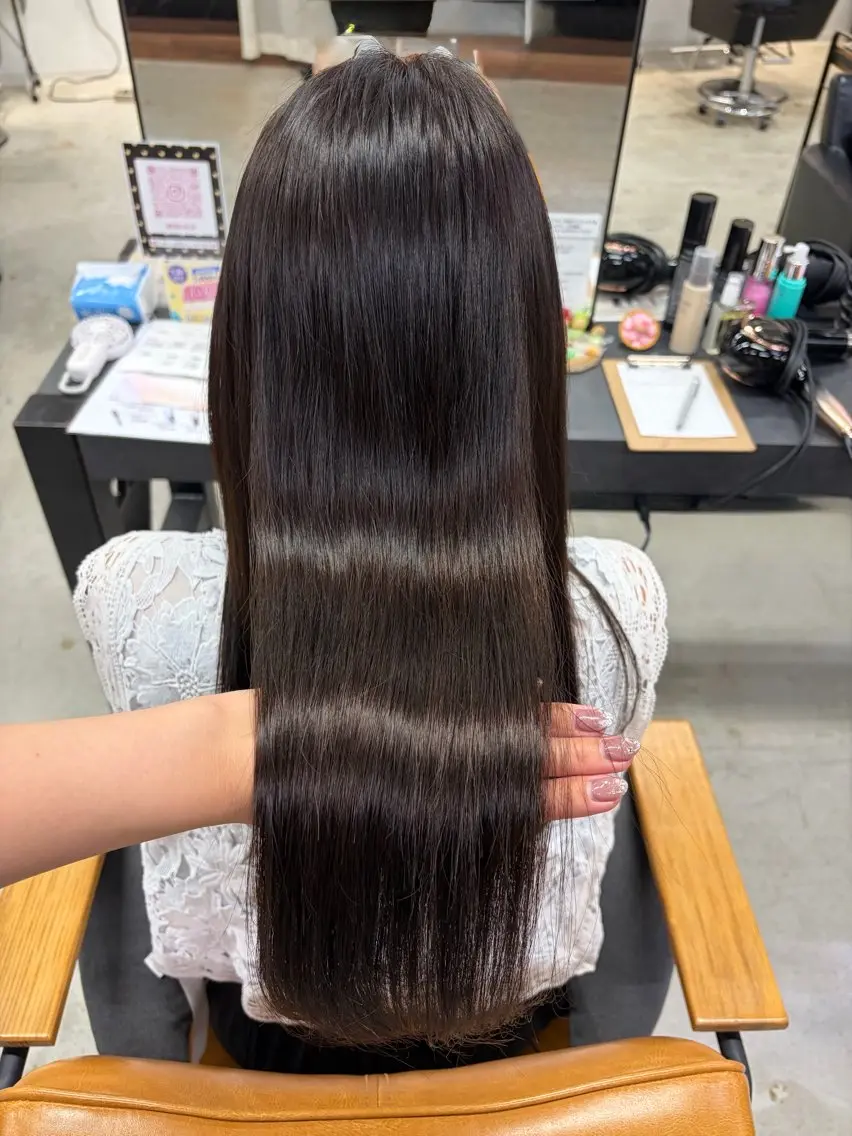 ロング かおり/似合わせ/ 透明感カラーのヘアスタイル