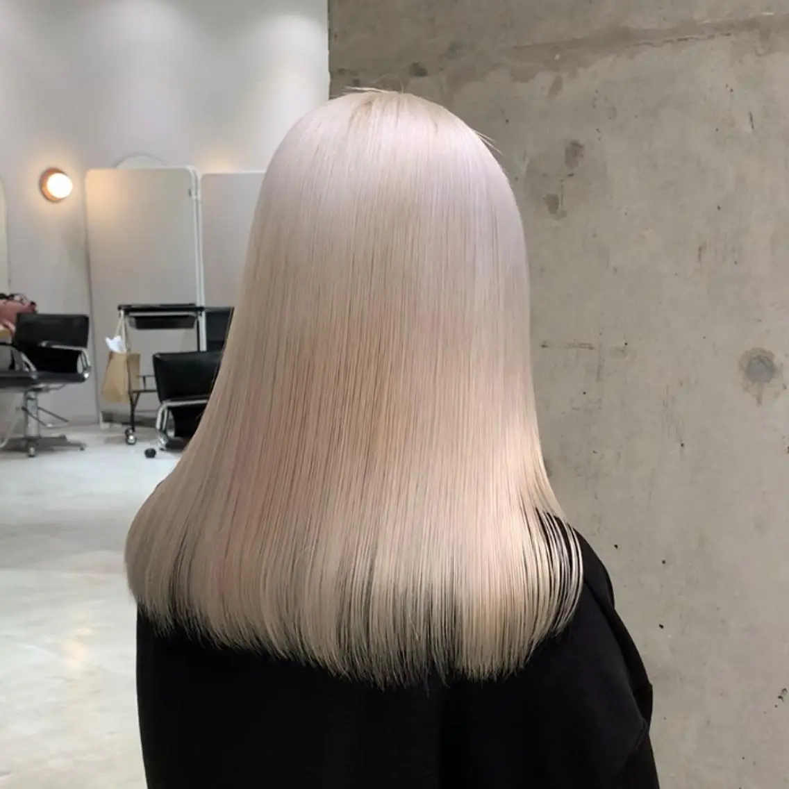 ミディアム カラー カット ヘアカラー トリートメント れい🫧 ハイトーン特化のヘアスタイル