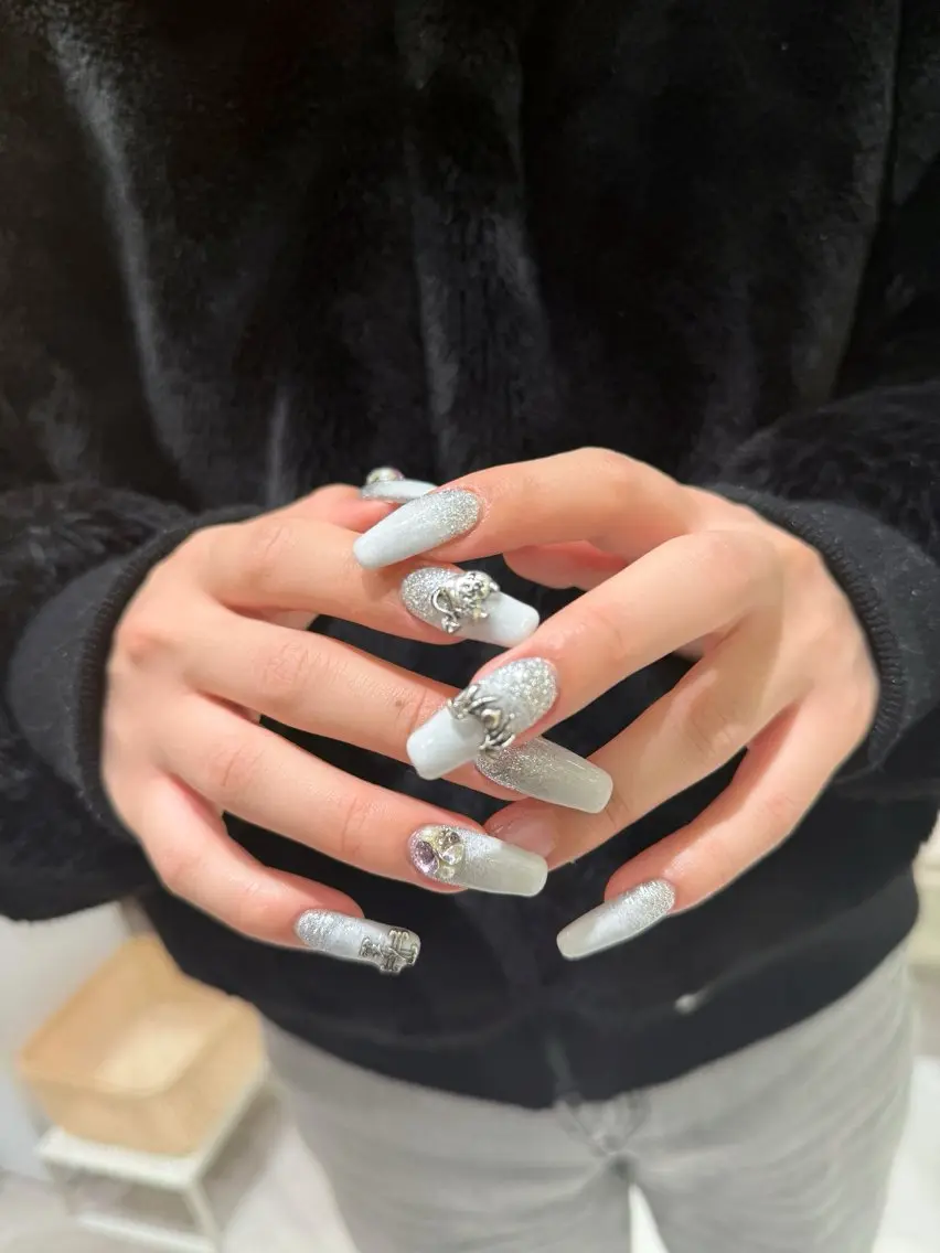 ネイル ハンドネイル なぽ ❤︎ y2k/韓国nailのネイルデザイン