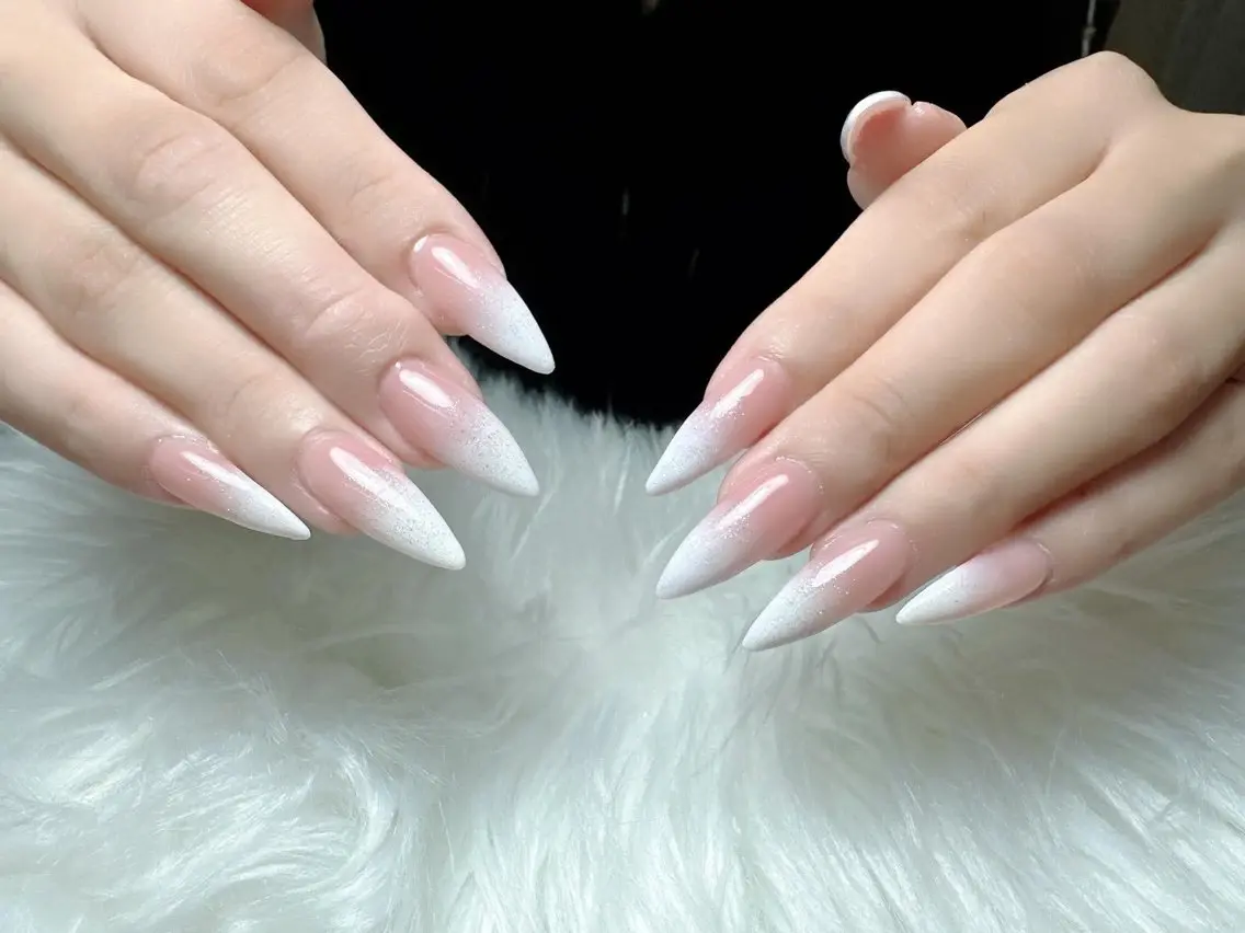 ネイル 韓国ネイル マグネットネイル ニュアンスネイル オフィスネイル ワンカラーネイル ハンドネイル Hana Rose Nailのネイルデザイン