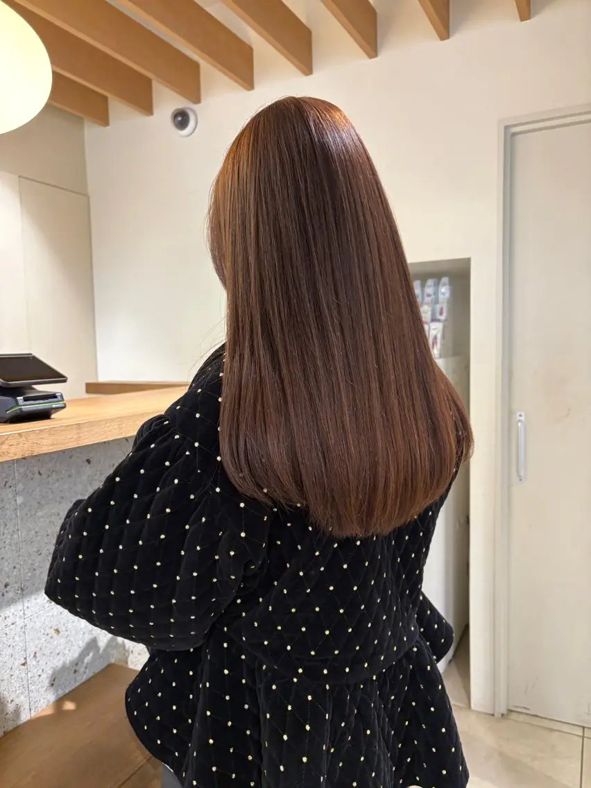 ロング カラー パーマ ベージュカラー ブリーチ ブラウンカラー 透明感カラー グレージュ 似合わせカットカラー りおなのヘアスタイル