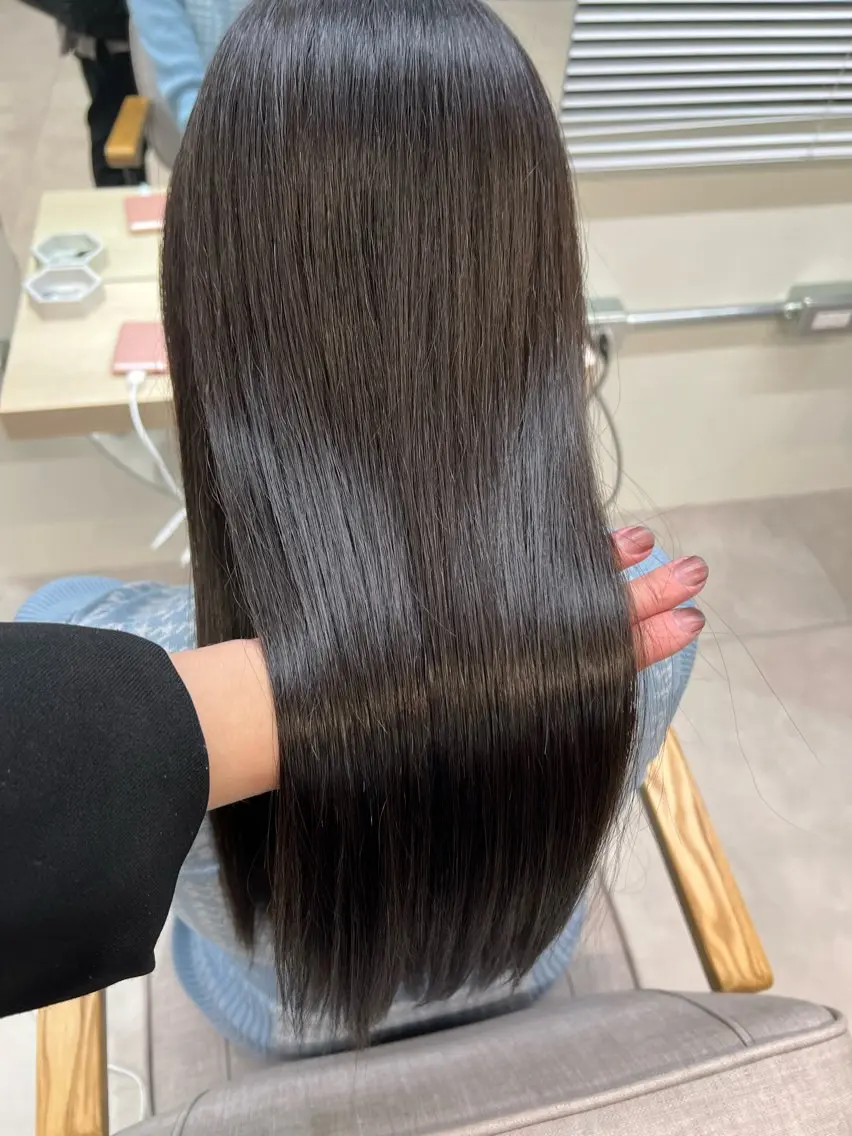 セミロング カラー 髪質改善 メンズ レイヤー ウルフ 弓木啓輔のヘアスタイル