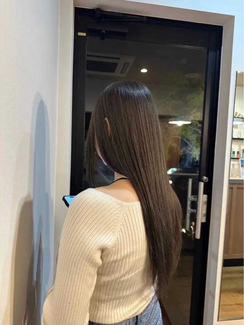 ロング ケアカラー ヘアカラー PERK🪽⋆.* sakiのヘアスタイル