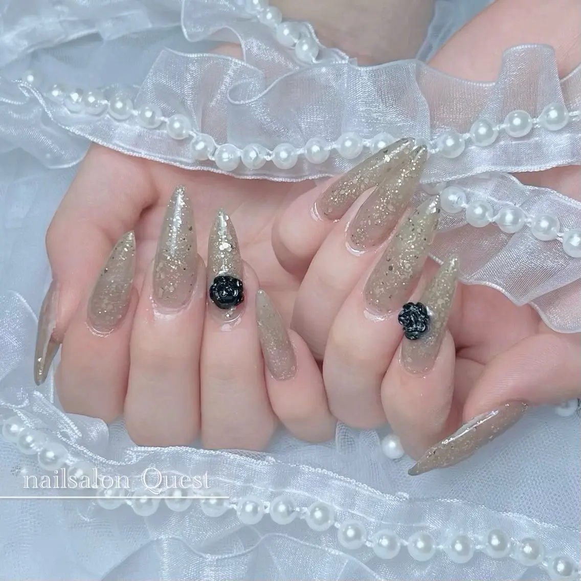 ネイル ラメ(グリッター) ロングネイル スーパーロングネイル ハンドネイル nailsalon Questのネイルデザイン