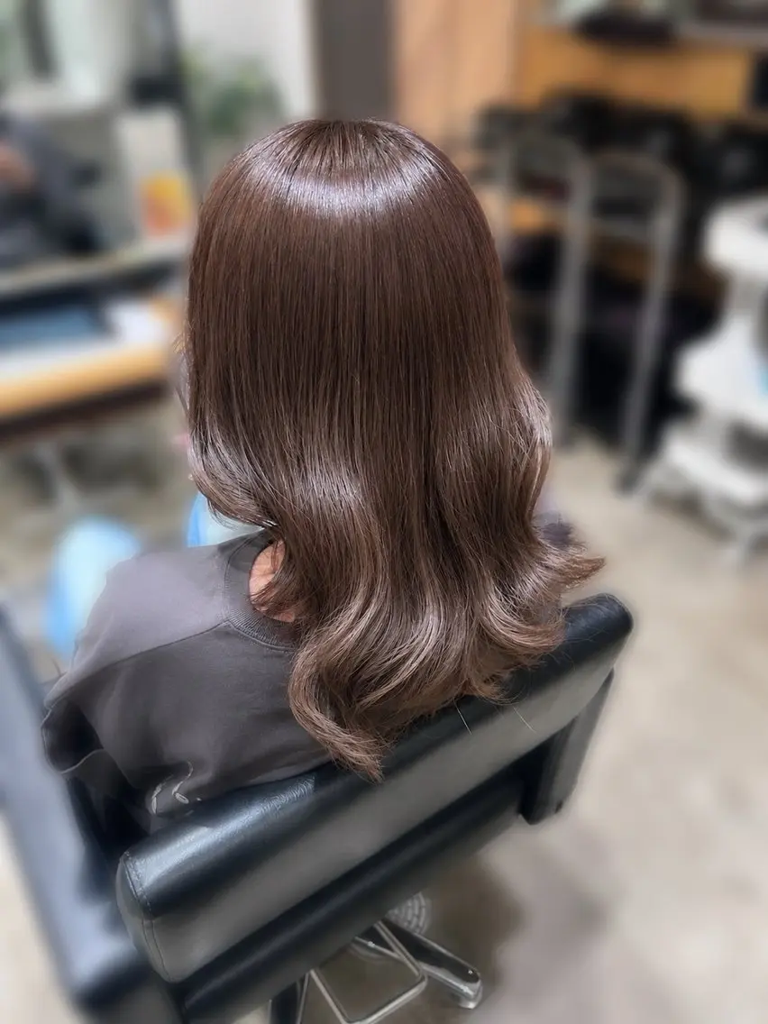 セミロング カラー ブラウンカラー ショコラブラウン ヘアカラー くろだ かなのヘアスタイル