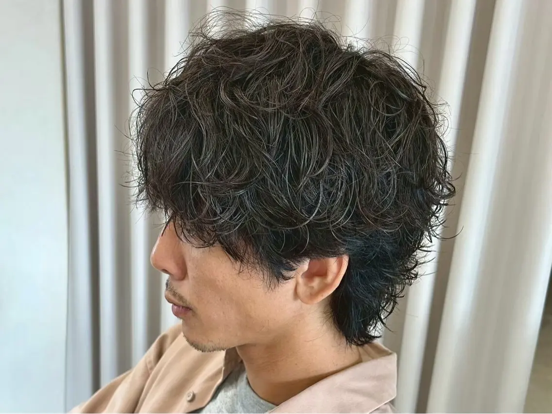 ショート センターパート 韓国ヘア・綾也のヘアスタイル