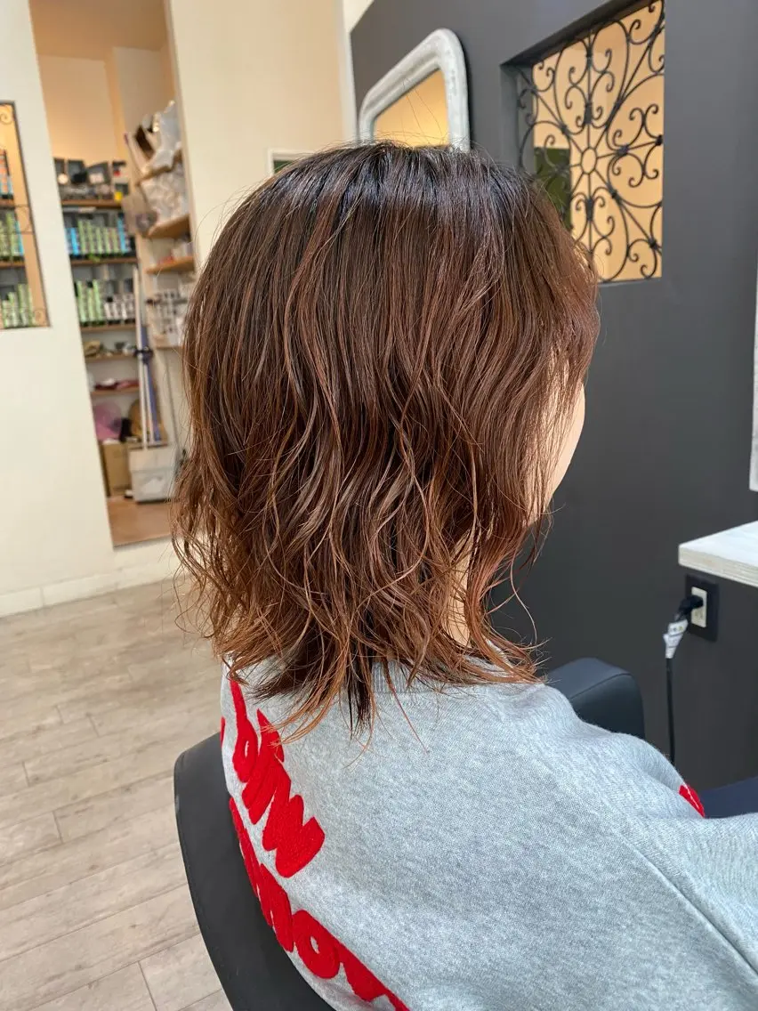 ミディアム パーマ ミディアムパーマ デジタルパーマ カット パーマ APPEL hair ／岡山のヘアスタイル