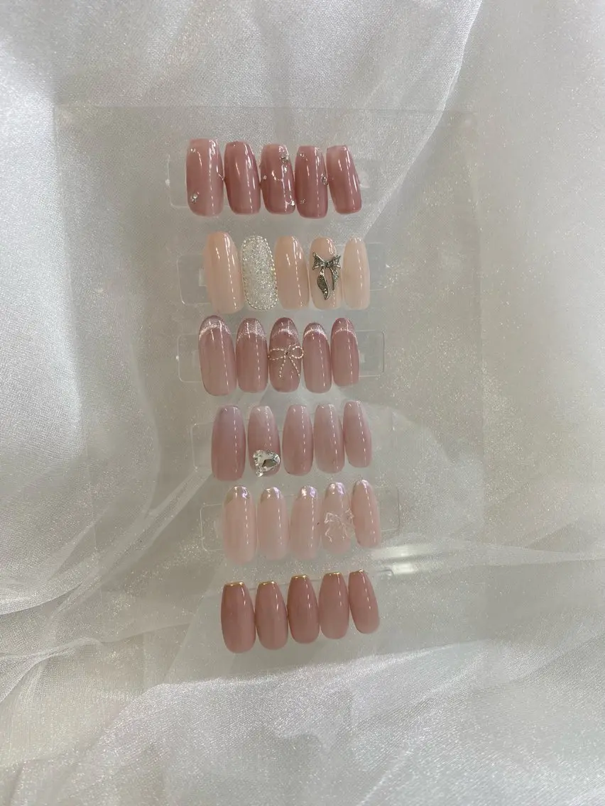 ネイル ハンドネイル muguet🎀 chika🫧のネイルデザイン