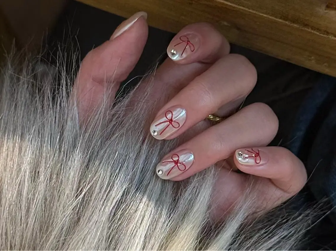 ネイル アートネイル フットネイル ジェルネイル ニュアンスネイル パラジェル ハンドネイル 🎀🎀YooLi Nail Salonのネイルデザイン