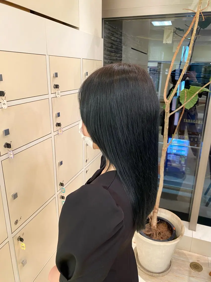 ロング カラー 黒髪 ブルーカラー ブルーブラック 【質感調整】 🫧【艶髪】石井佑弥のヘアスタイル