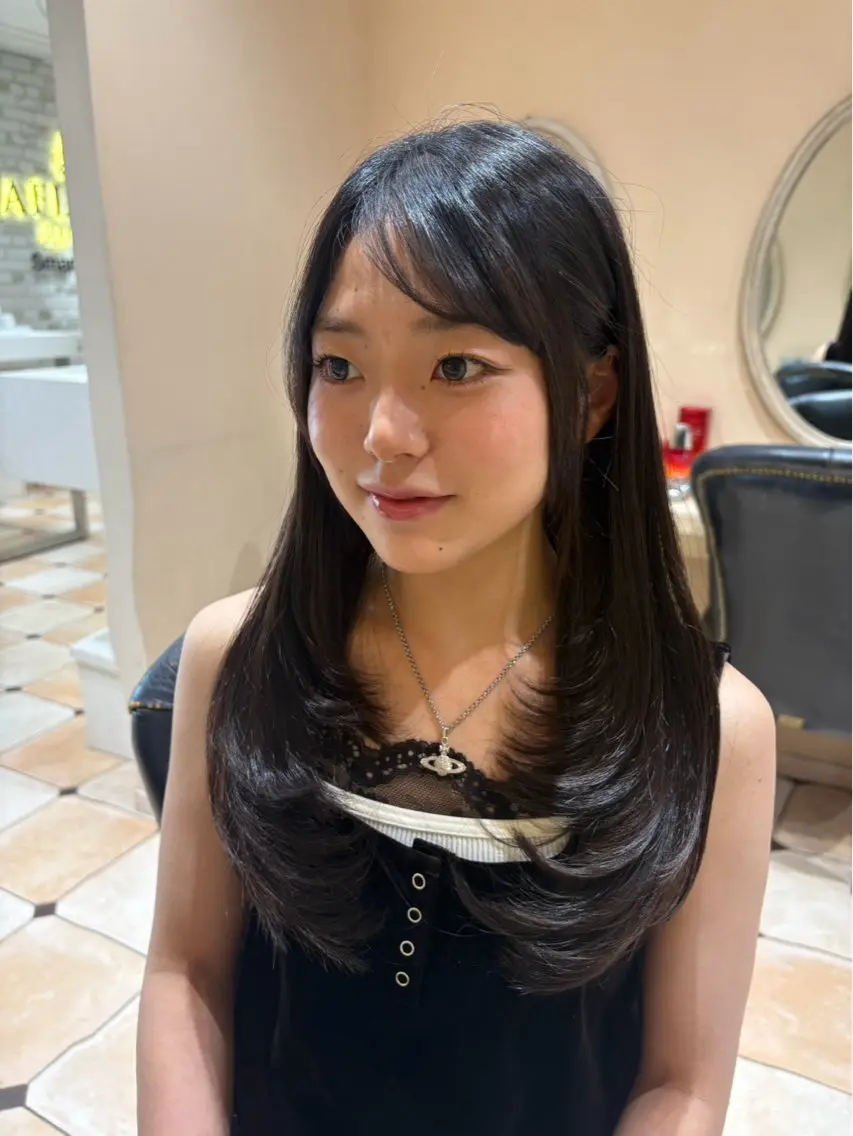 ロング 渡邊 凛のヘアスタイル