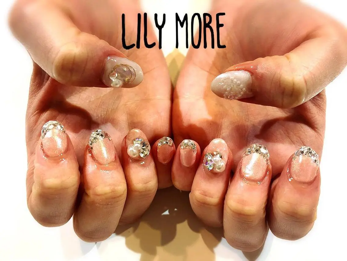 ネイル オーロラネイル Lily closetのネイルデザイン