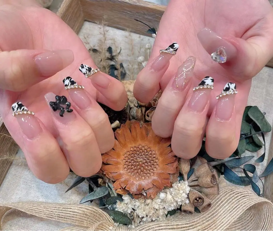 ネイル フレンチネイル ツイードネイル Babarla Nailのネイルデザイン