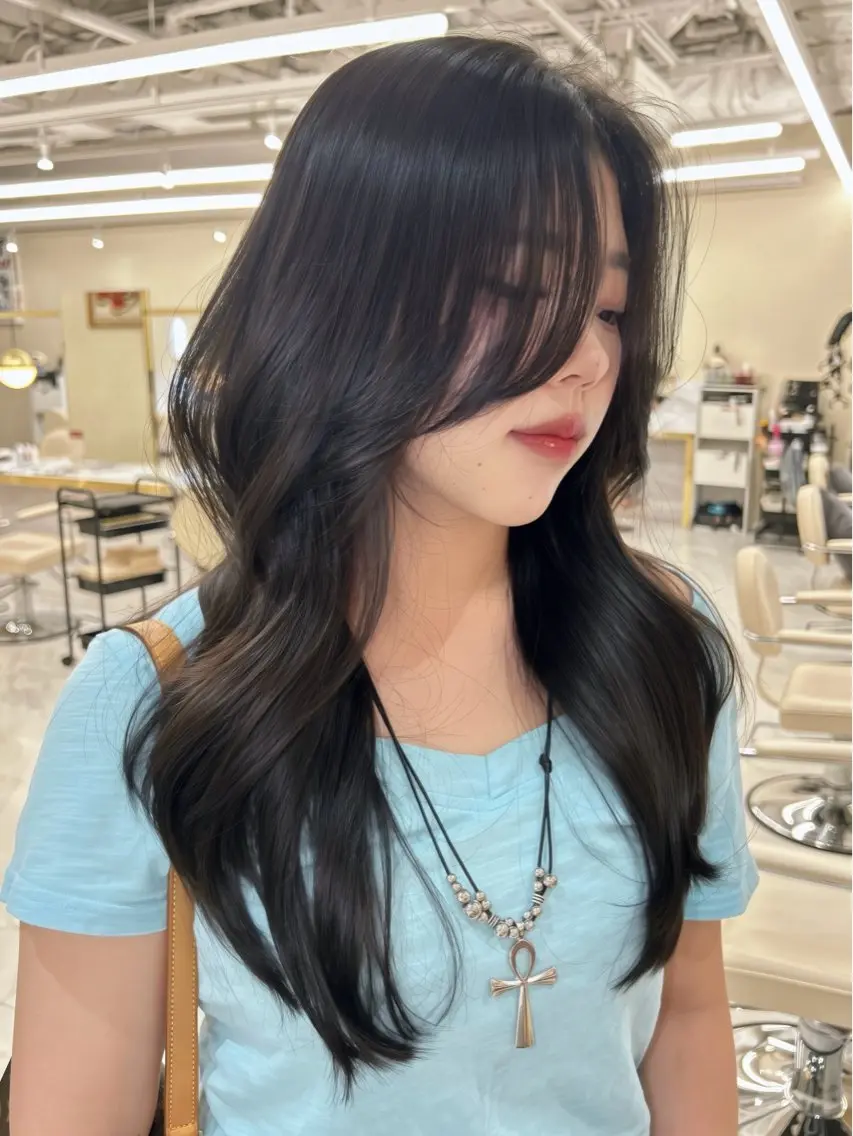 ロング カット hiyori🎀 トレンドレイヤーのヘアスタイル