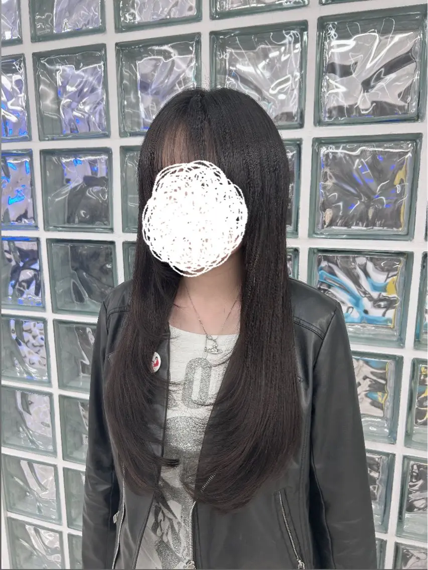 ロング ロング エクステ 三尾 樺緒のヘアスタイル