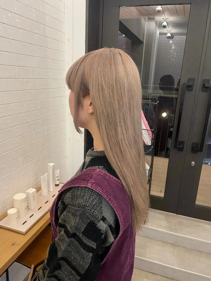 全く痛まないブリーチカラーの写真