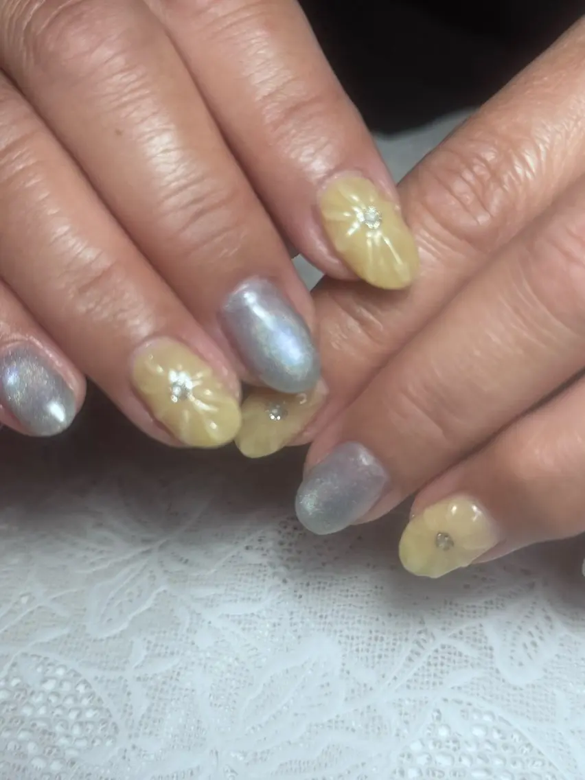 ネイル on nail 尾張旭三郷店のネイルデザイン