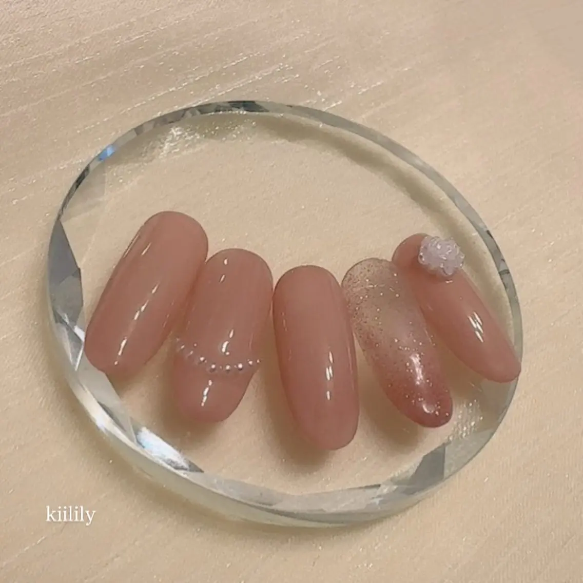 ネイル フラッシュネイル ピンク ハンドネイル kii .のネイルデザイン