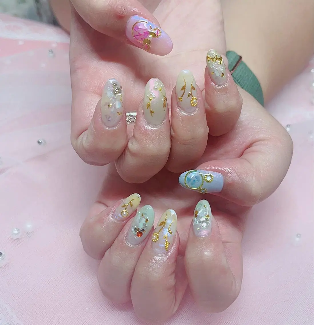 ネイル Nail Hibi サロンのネイルデザイン