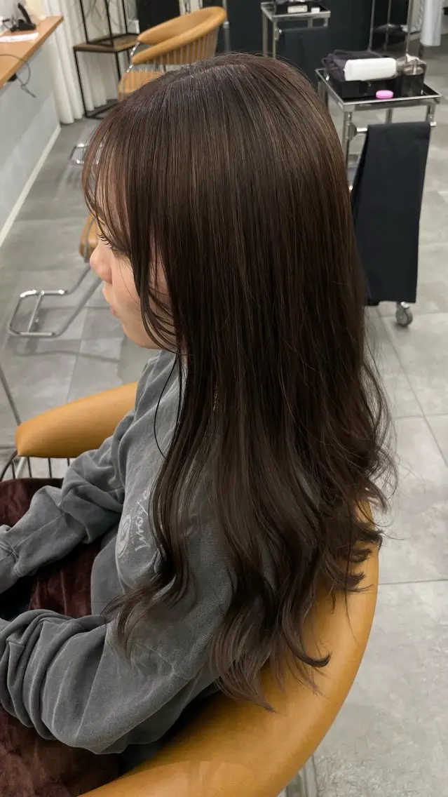 ロング カラー ハイトーンカラー トリートメント 澤田 真凛のヘアスタイル