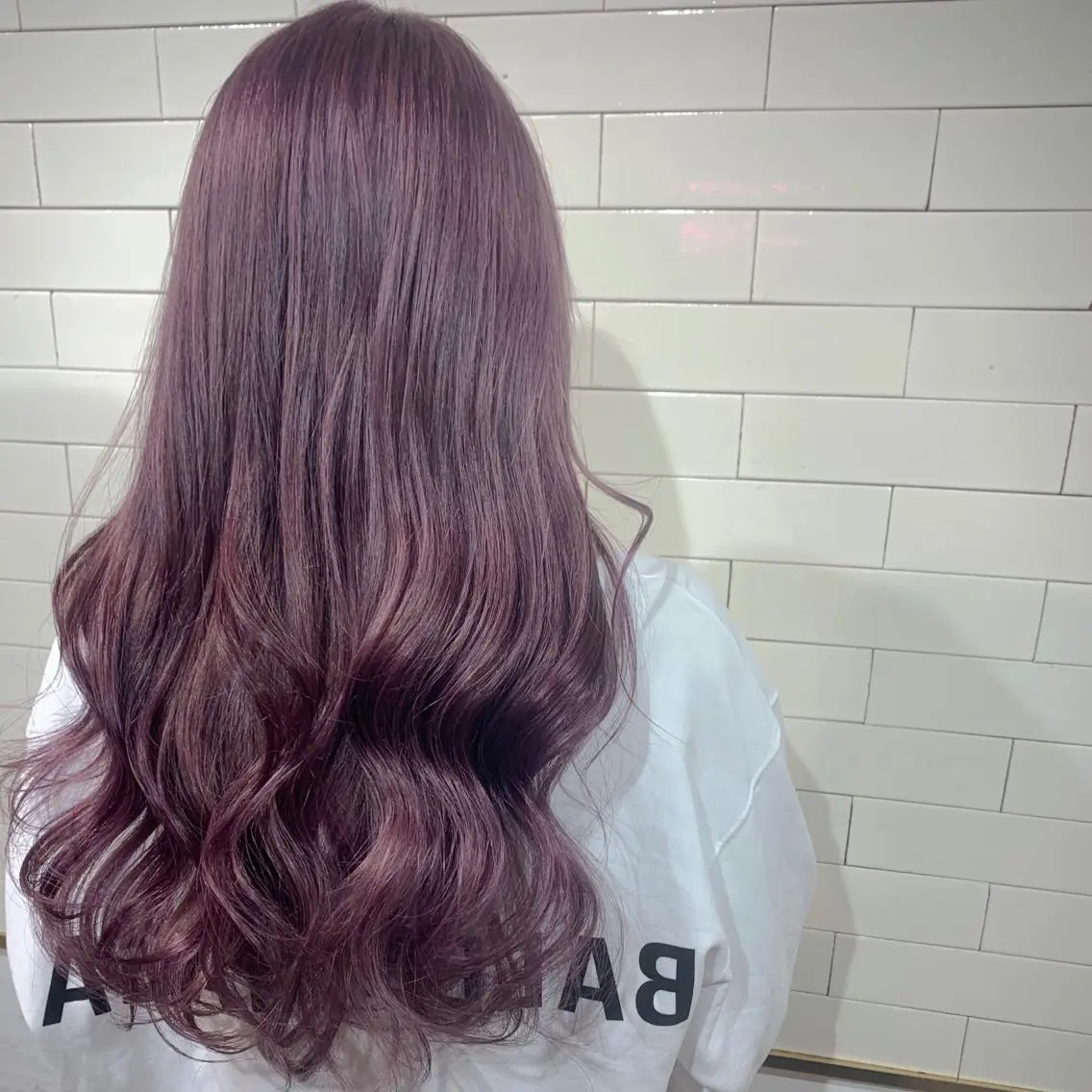 ロング カラー ブリーチ ラベンダーカラー ピンクカラー ピンクラベンダー 🦋レイヤーカット ミドリカワ🦋のヘアスタイル