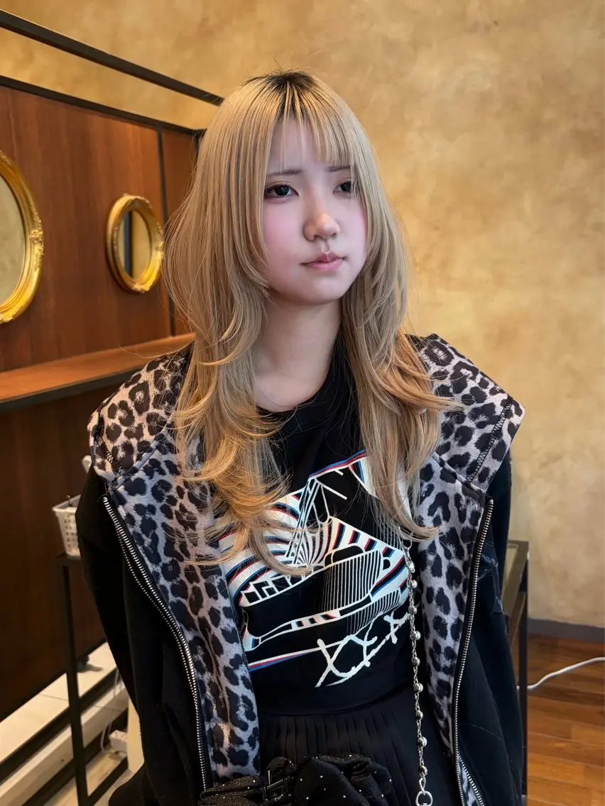 ロング ハッシュカット 韓国風ヘア ウルフカット カット ルナ|縮毛矯正 ×レイヤーカット🥝のヘアスタイル