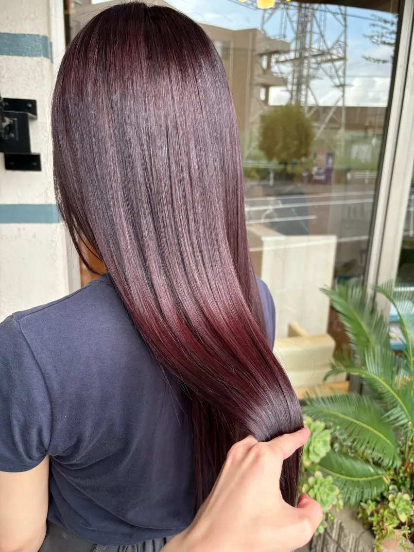 ロング 庄司 桜のヘアスタイル