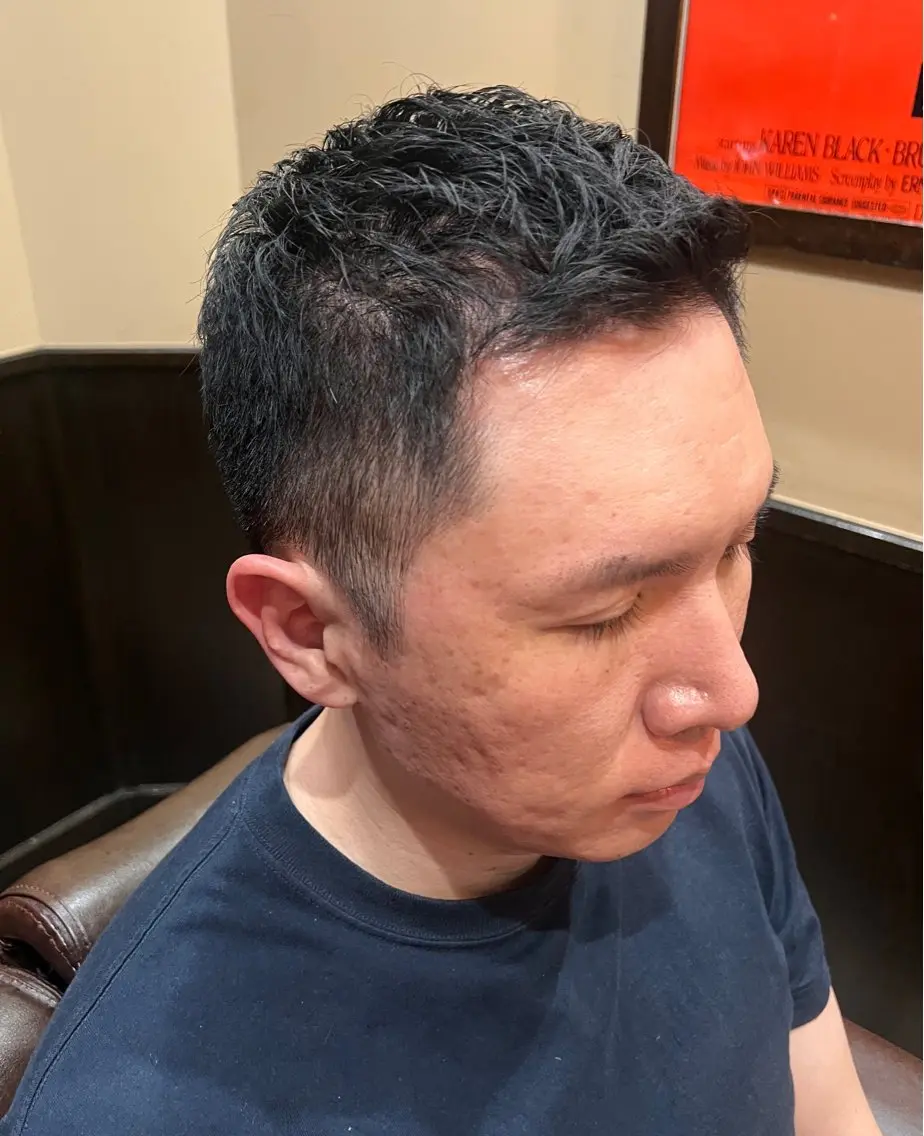 ショート グェンティ ホアのヘアスタイル