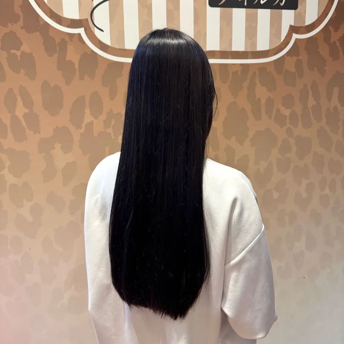 【6月平日限定クーポン🌸】ワンカラー(透明感カラー・艶カラー)＋保湿トリートメント💛　ミニモ限定の写真
