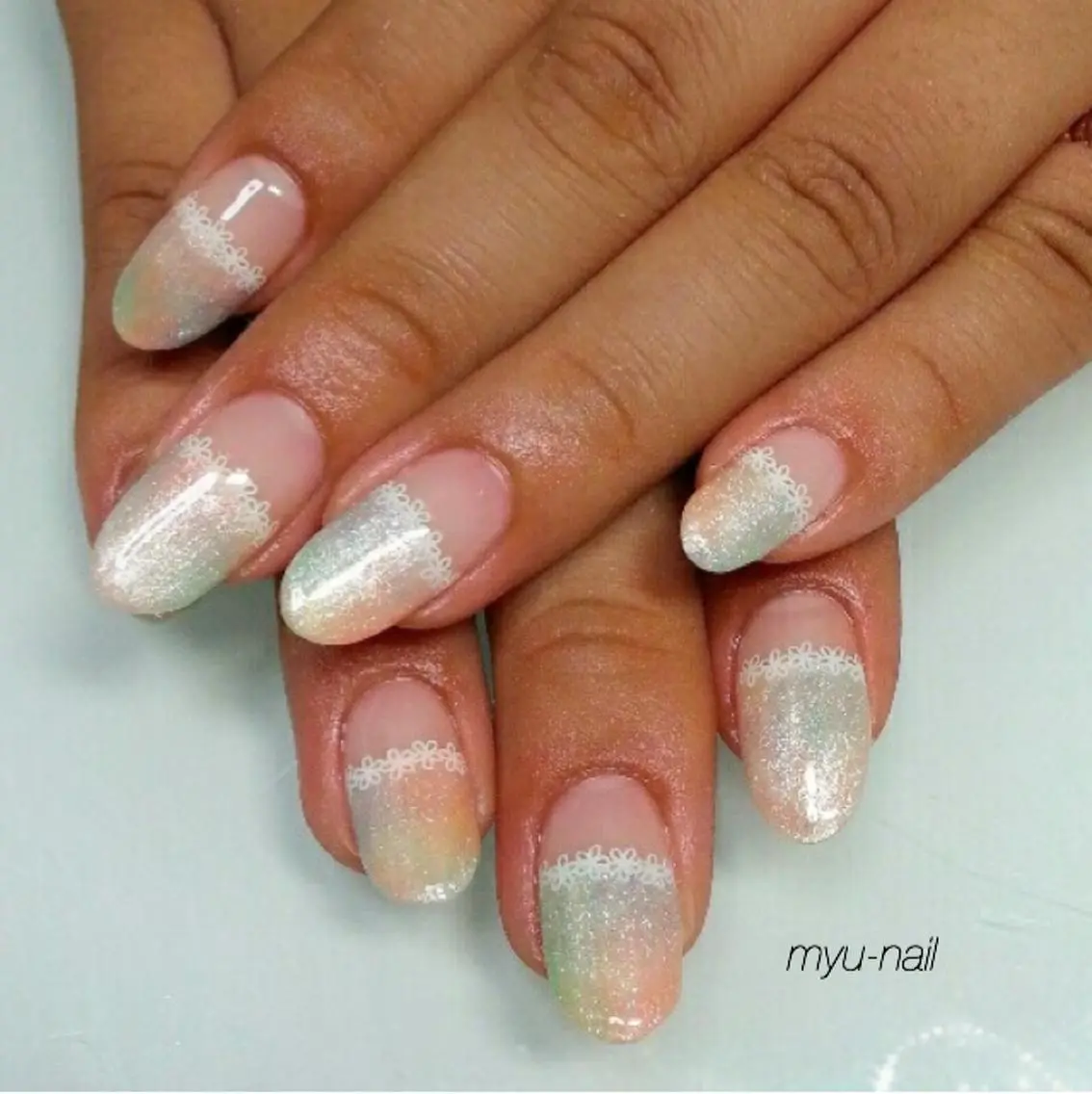 ネイル アートネイル グラデーション キラキラネイル ホームサロン myu-nailのネイルデザイン