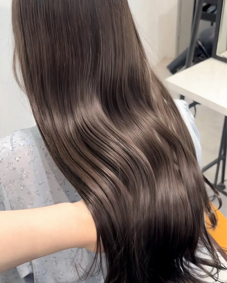 ロング カラー 透明感カラー ‎Lby home 🪽mikuのヘアスタイル