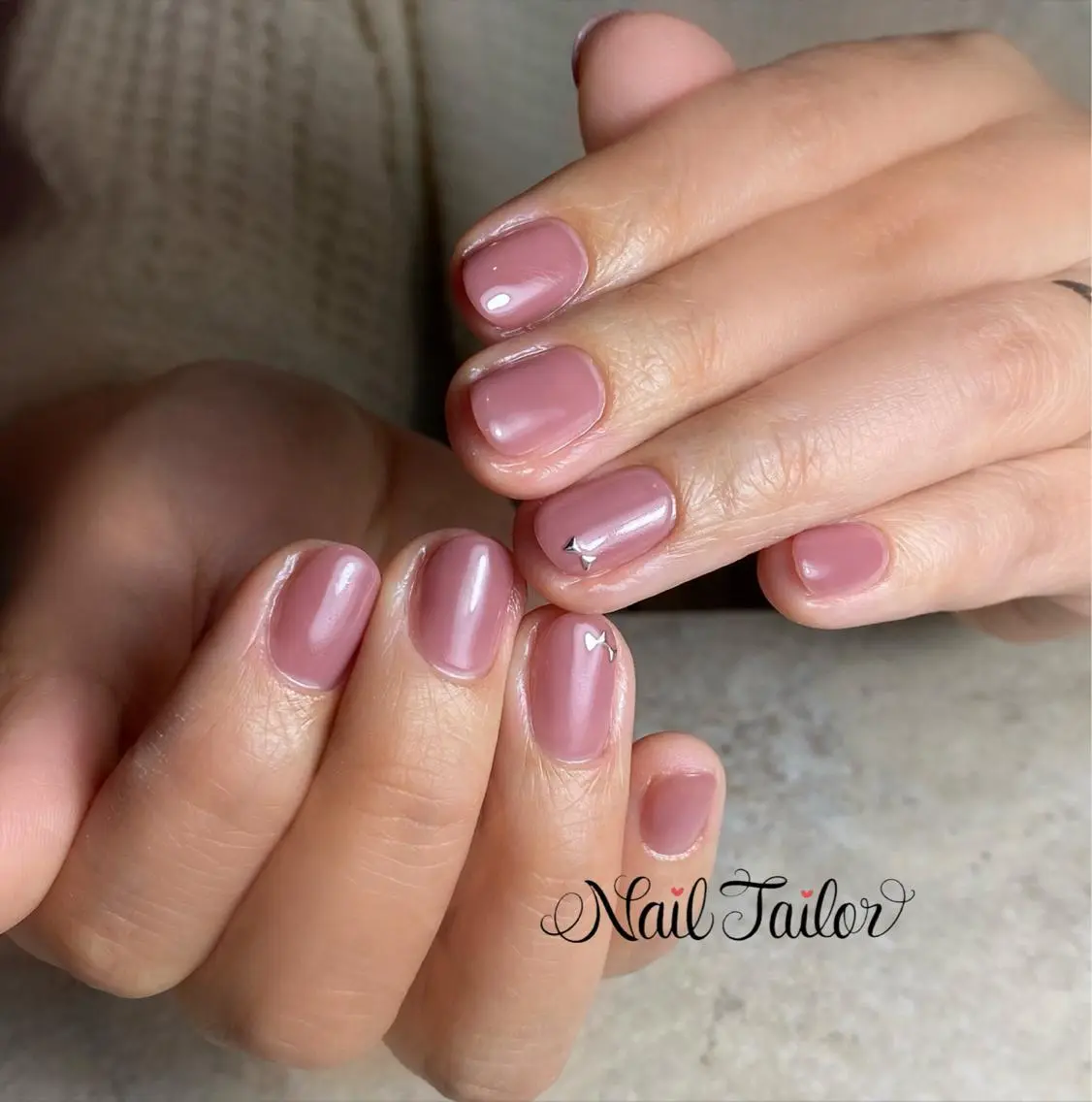 ネイル ジェルネイル オフィスネイル ワンカラーネイル シンプルネイル NailTailor ネイルテイラーのネイルデザイン