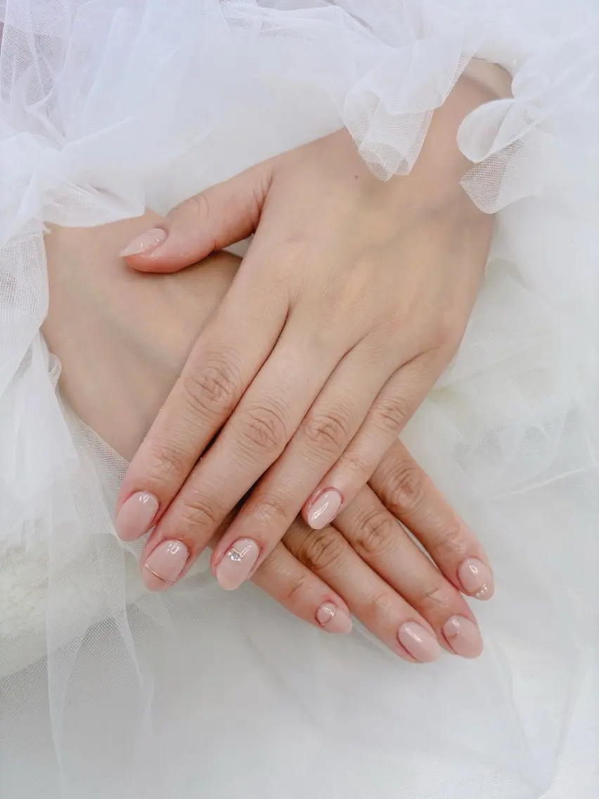 ネイル 持ち込み オフィスネイル シンプルネイル 井上 ［Reve］のネイルデザイン