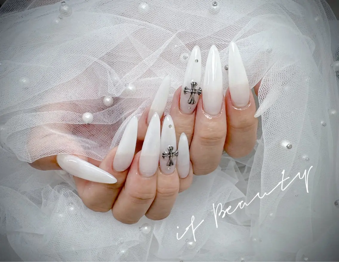 ネイル ロングネイル ワンカラーネイル 💓mi.o Nail上野店のネイルデザイン