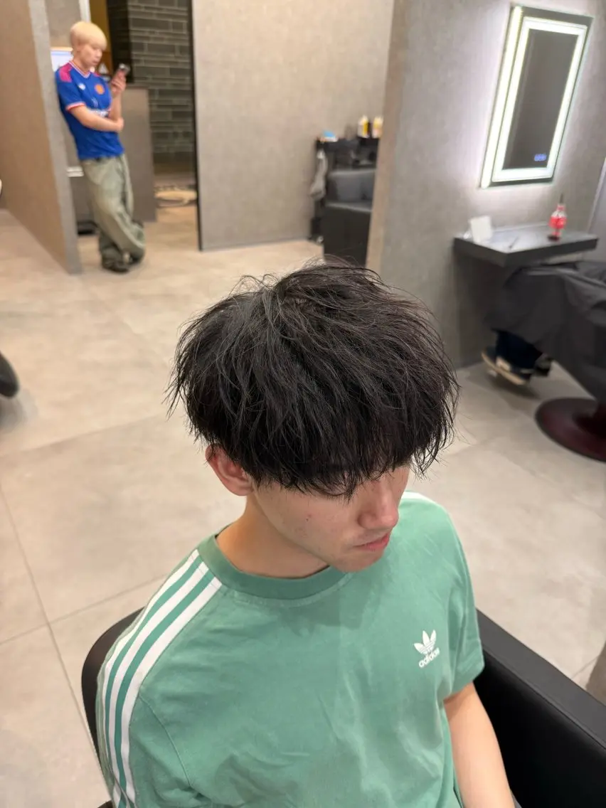 ショート カラー パーマ メンズ メンズパーマ カット パーマ メンズ特化 👑YUTAのヘアスタイル