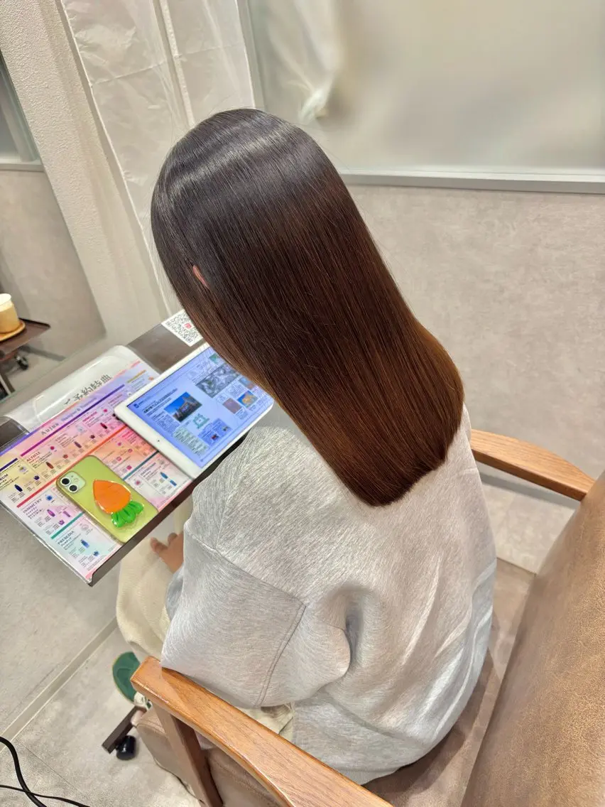 セミロング カット 縮毛矯正 トリートメント 久保田康雅 辻堂 髪質改善×縮毛矯正のヘアスタイル