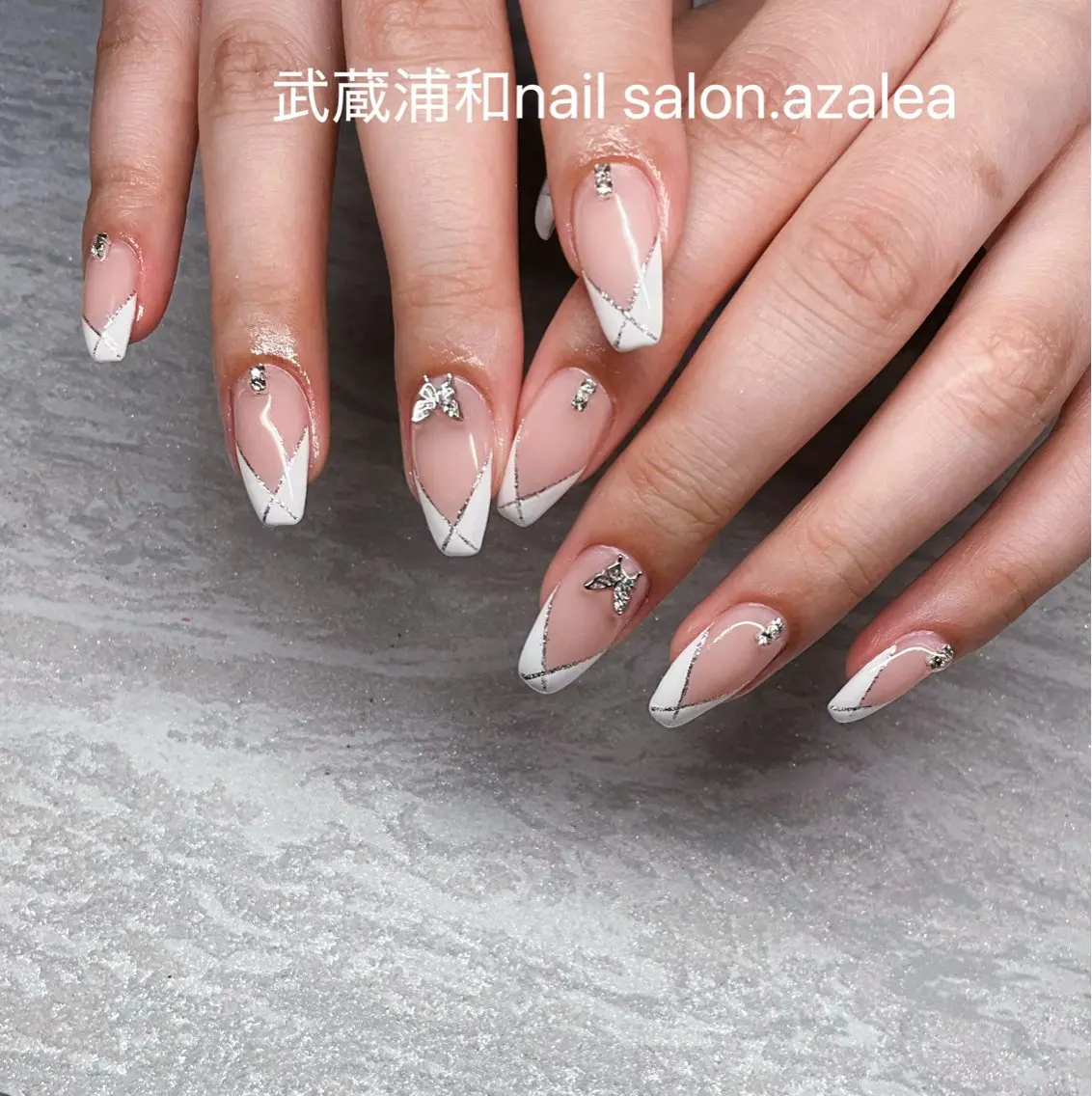 ネイル ハンドネイル R inのネイルデザイン