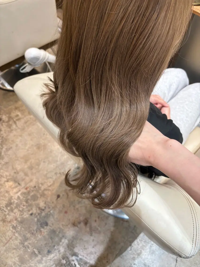 ミディアム ヘアカラー トリートメント miku 🫧のヘアスタイル