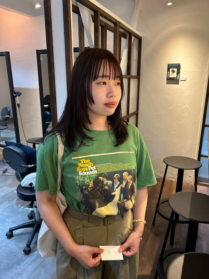ミディアム カット ヘアカラー トリートメント 金田 夏野のヘアスタイル