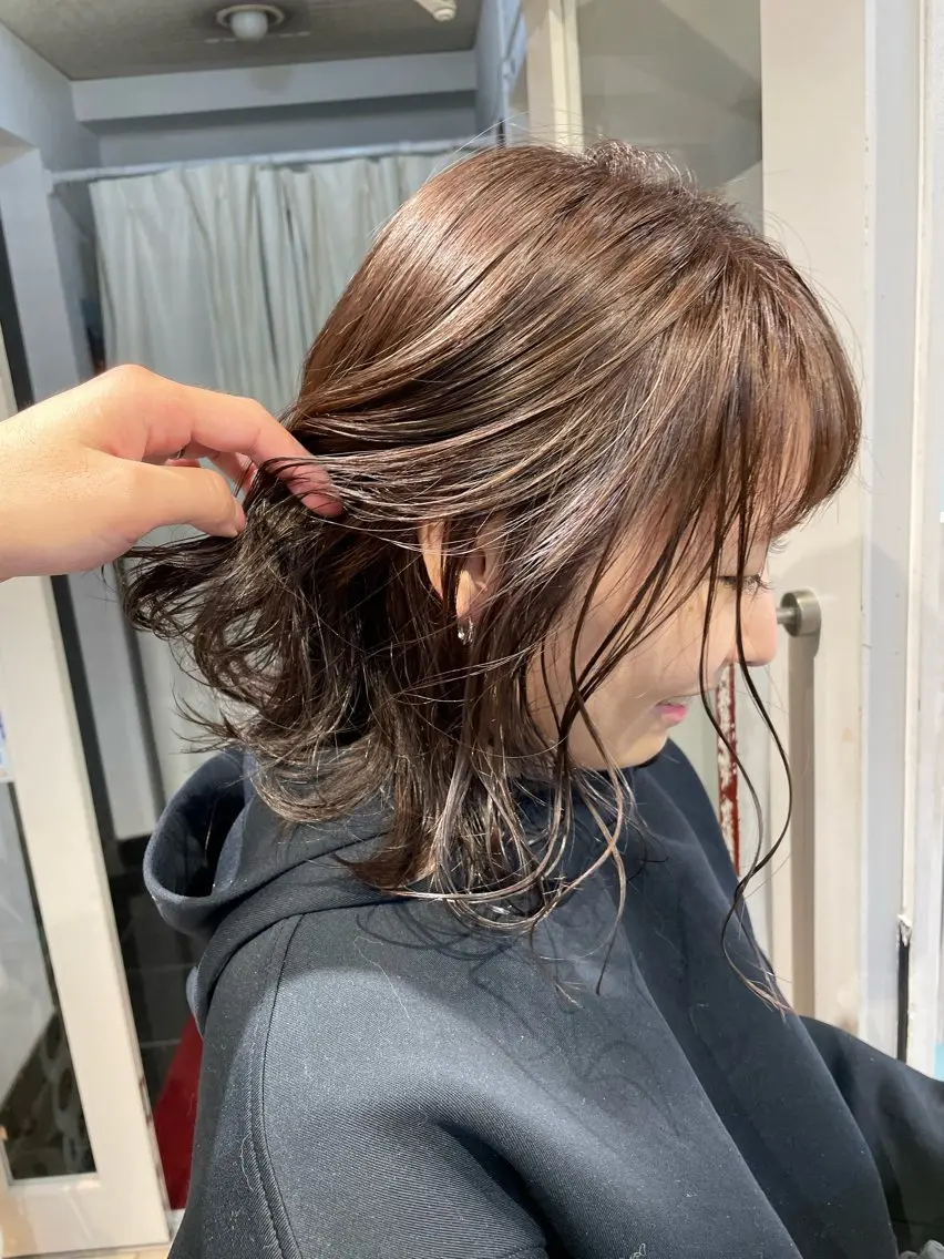 ミディアム カラー ベージュカラー 透明感カラー 韓国風カラー ラベンダーカラー ラベンダーピンク ヘアカラー 樋口 将輝のヘアスタイル